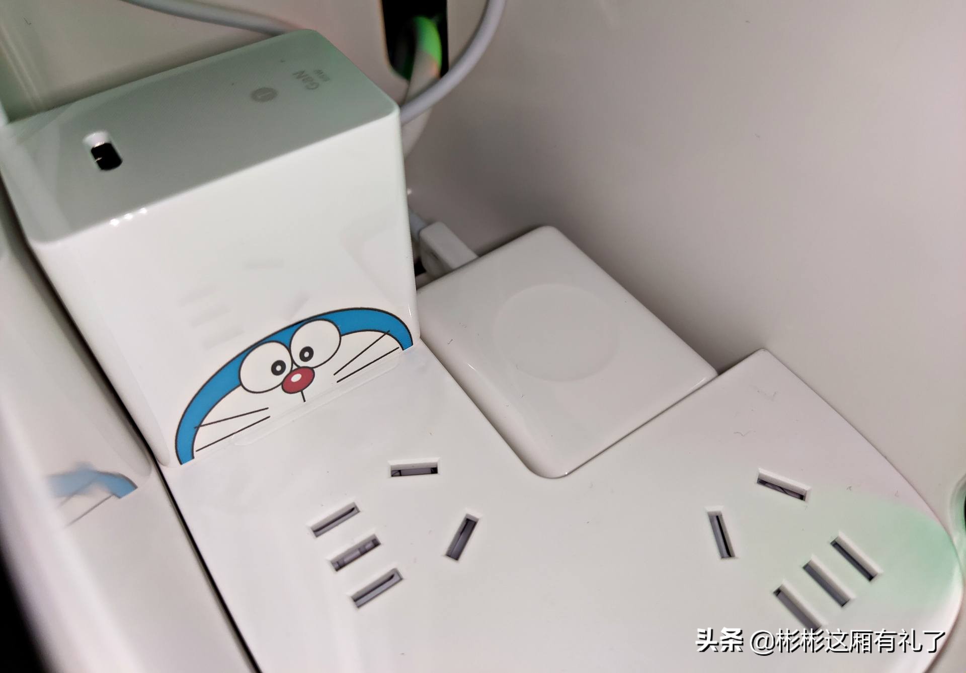 一根线都没有的终极桌面，M1版iMac配件分享（一）