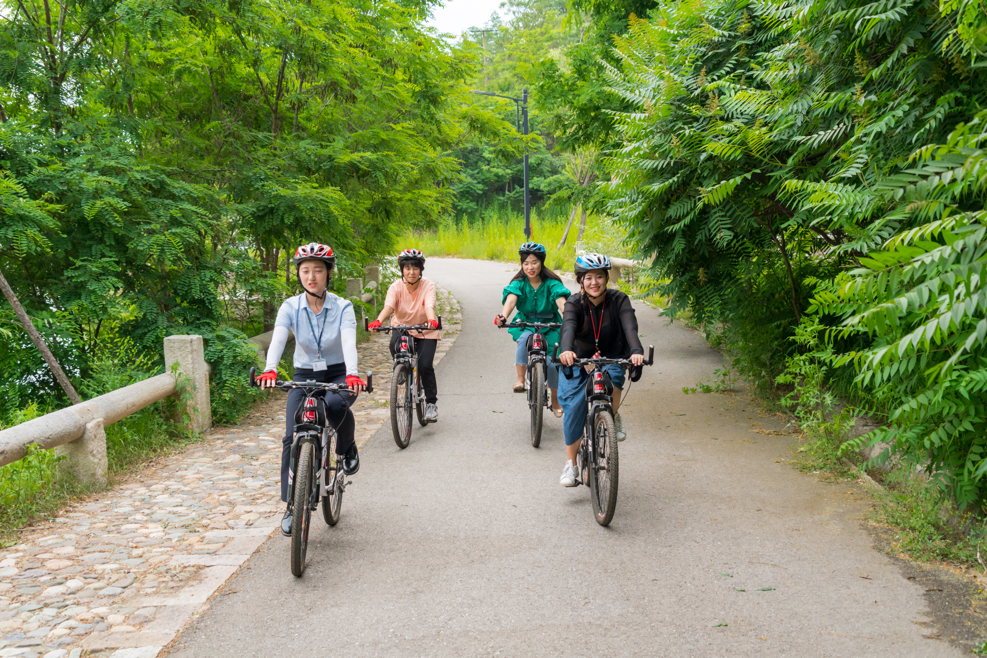 司马台长城的壮观雄奇+北方人的梦里水乡,都在这座京郊水镇了