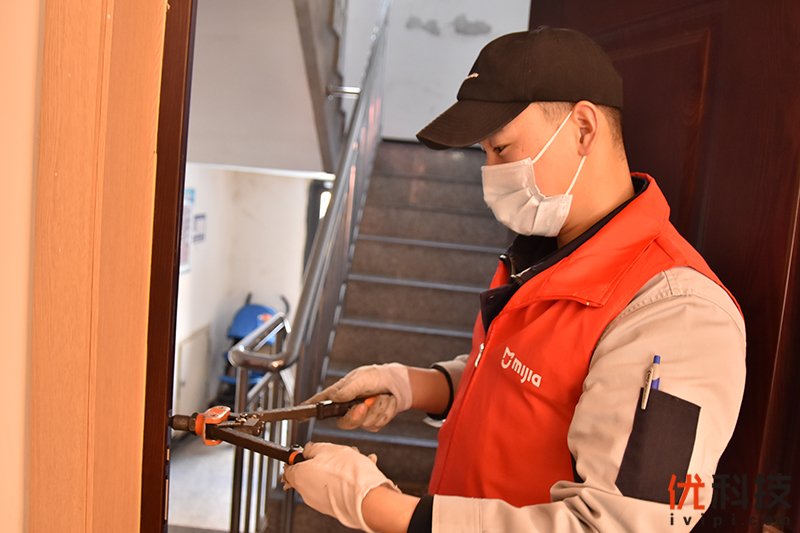 小米智能门锁e和1s哪个值得入手,小米智能门锁标准版和1s的区别