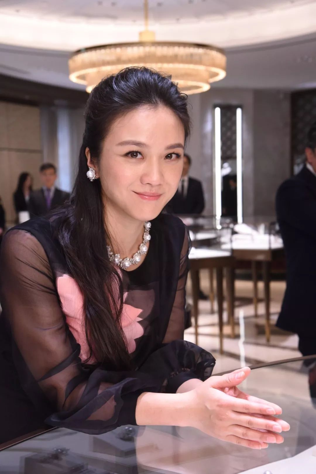 汤唯被雷佳音一句话说哭:你没生过孩子,你不懂……