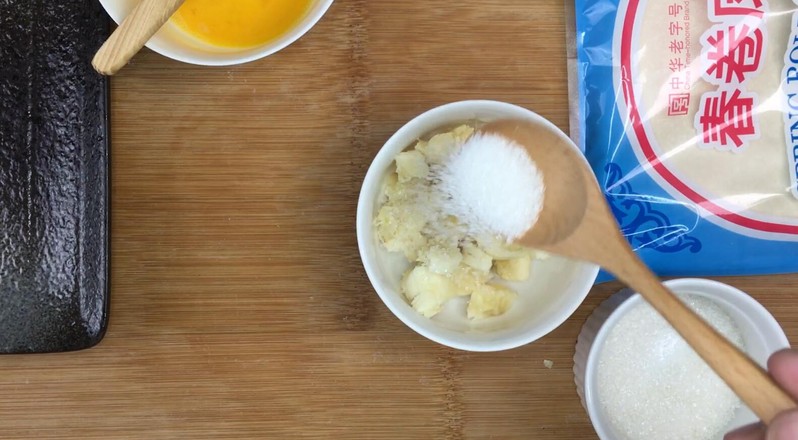 香蕉放在冰箱里面变黑了可以吃吗,香蕉容易变黑一招轻松解决