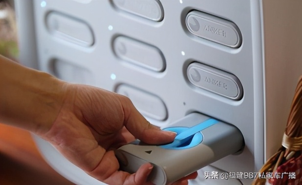 急死!福州黄小姐租完充电宝后欲哭无泪:“我太难了”