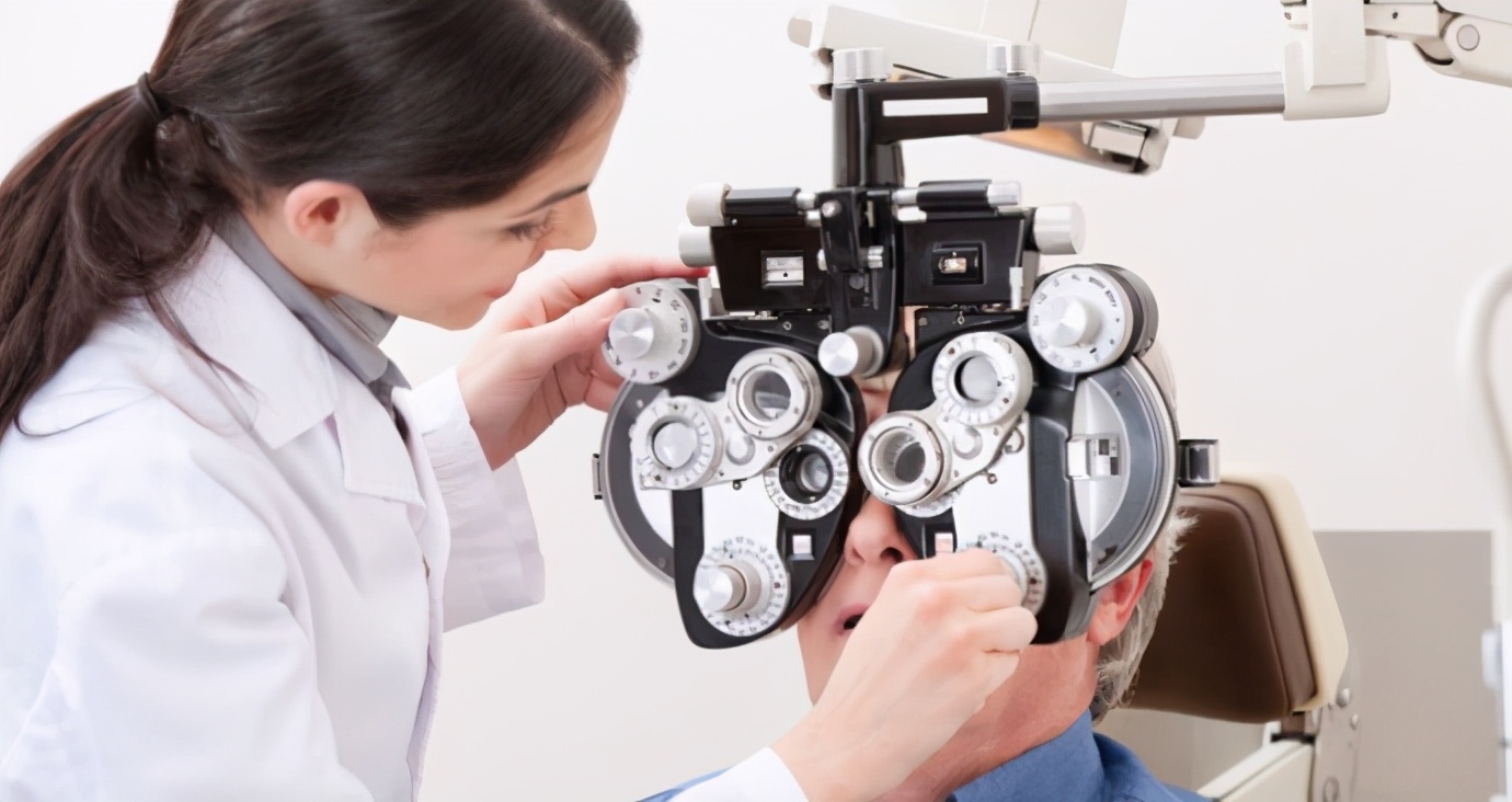 老花镜如何配度数,老花镜有度数的