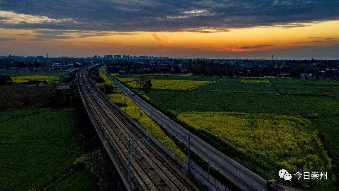 崇州市区看雪山,崇州看雪山