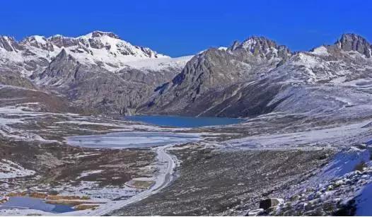 户外迷路怎么寻找方向,户外迷路如何保护自己并寻求救援