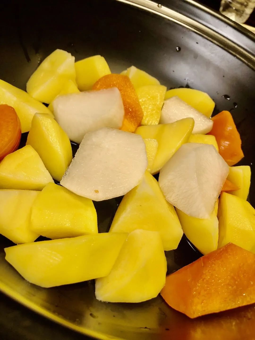 长春80后小伙做了十多年餐饮,如今进军筋头巴脑,中年人最爱吧