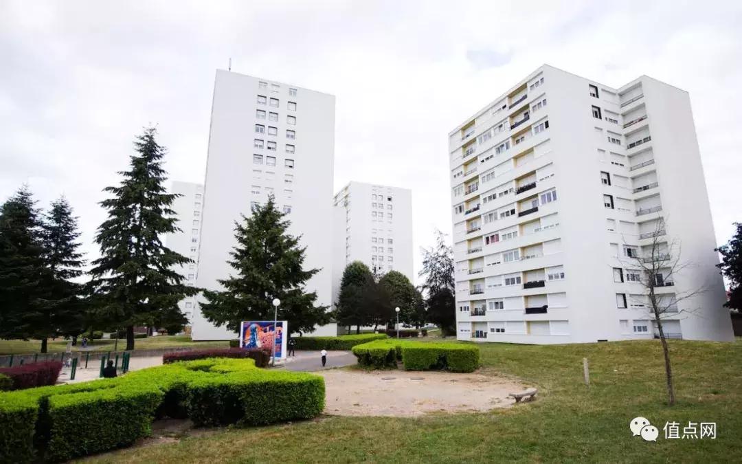 博格巴转会费价目表,法国慈善赛足球鞋