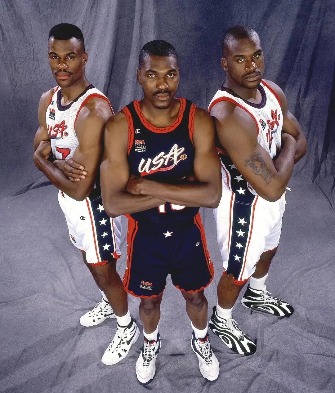 谁说中锋鞋不火?这双中锋鞋火到离谱!保罗也爱穿