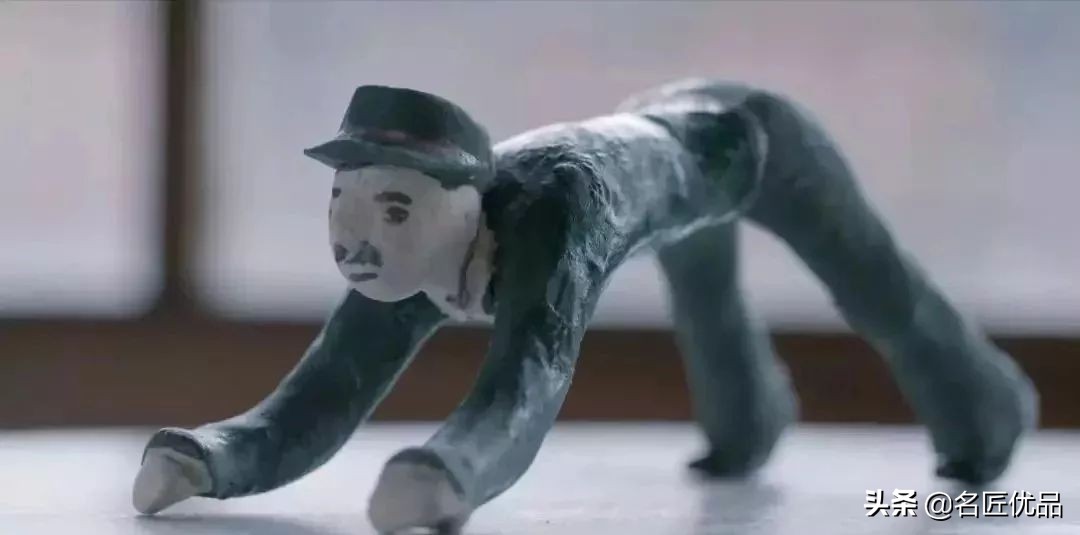 想不想开?这个贴着小胡子的女生,做出全世界最可爱的汽车