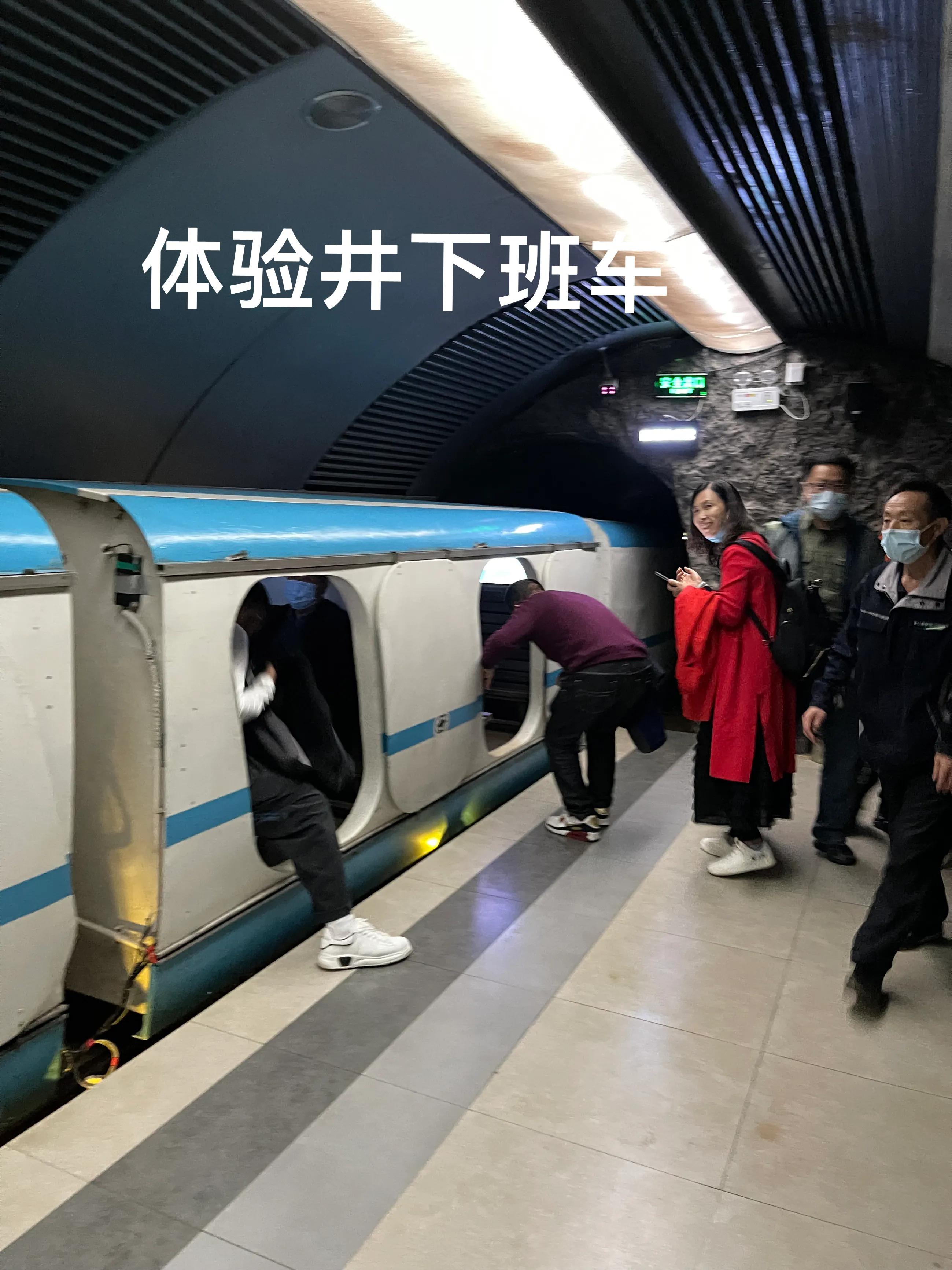 金秋十月，战友访唐城