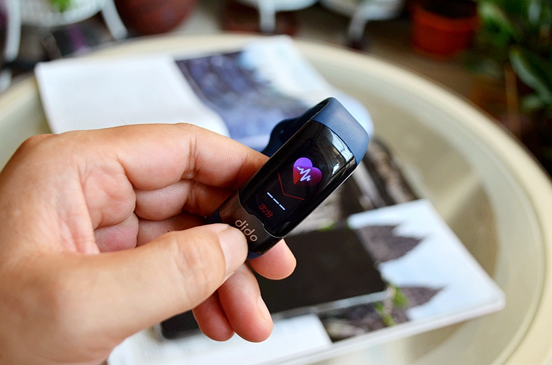 心率血压监测智能手环哪个牌子好,市面上哪款监测血压手环比较好