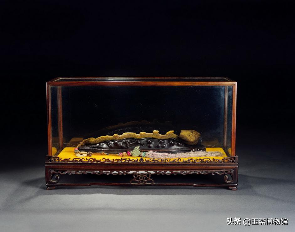 巧夺天工，其貌不扬的角，竟然能如此之美，30件鹿角犀角*物文**鉴赏