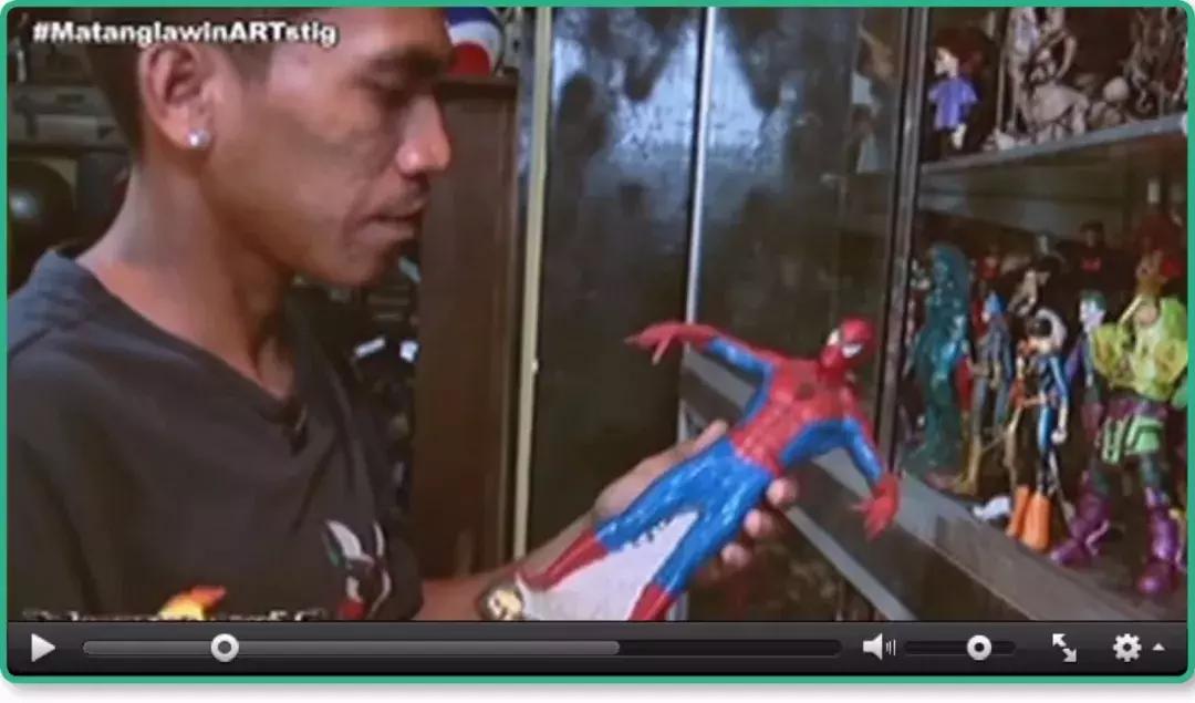 男孩毁了他的手办,亲手毁掉一个二次元手办