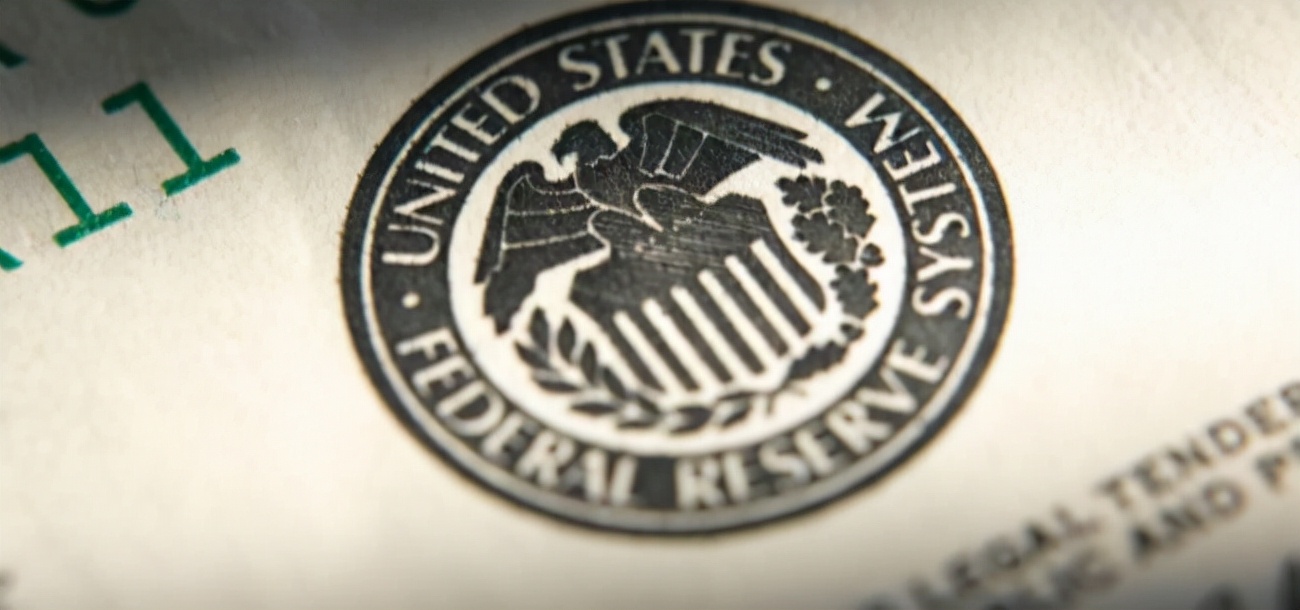 鲍威尔任美联储主席黄金跳水近50美元!后市行情分析及操作