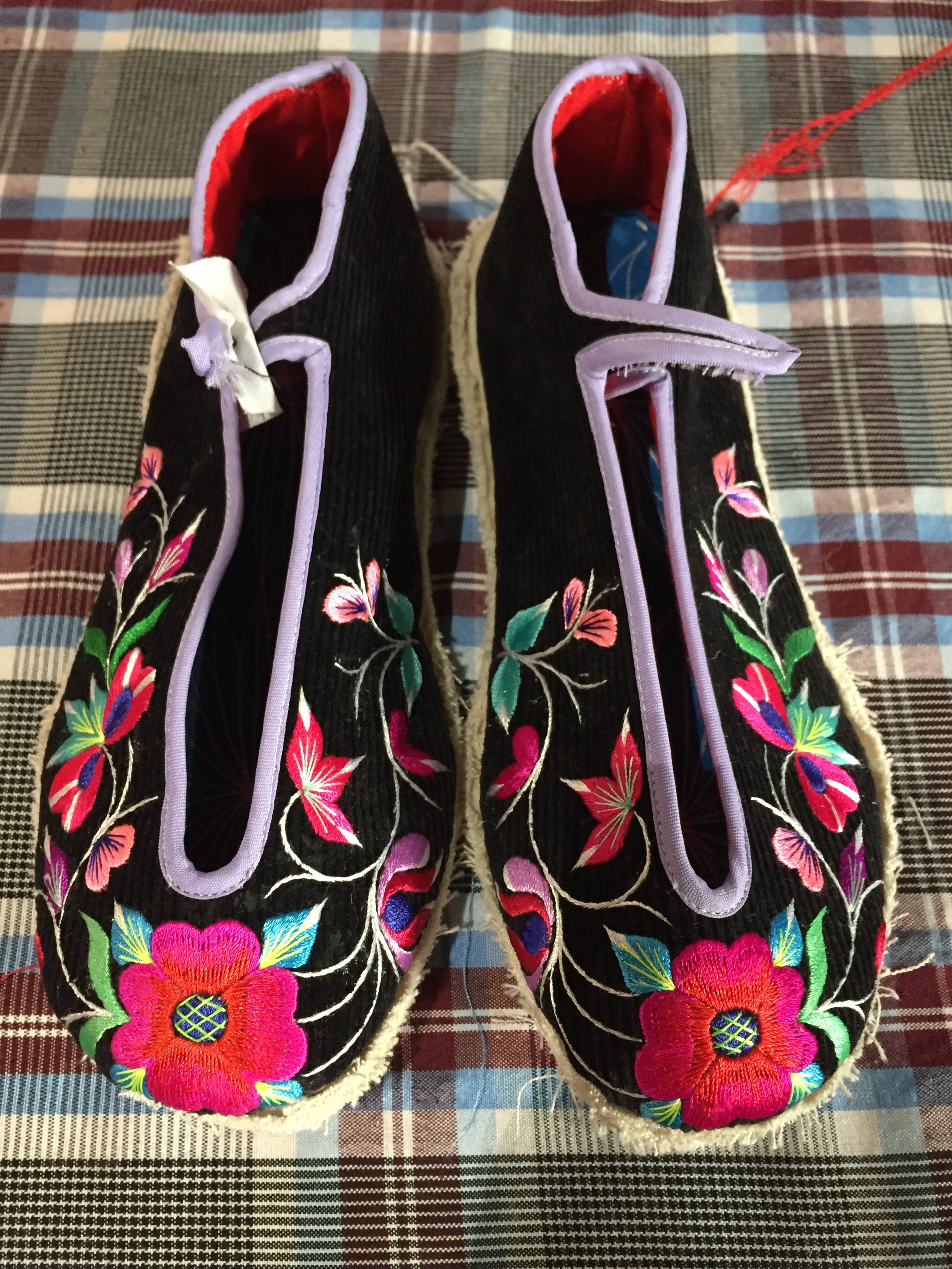 绣花鞋千层底,千层底绣花鞋纯手工