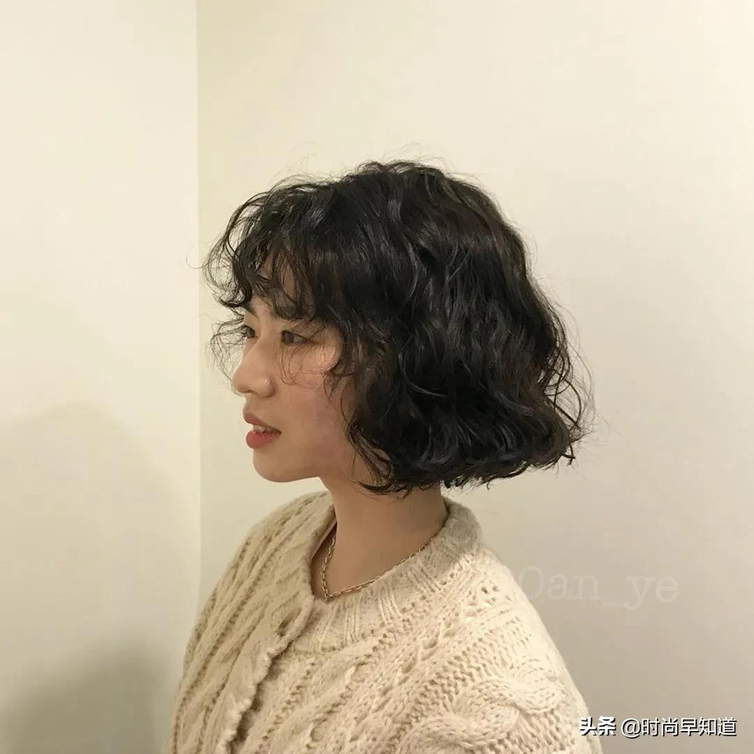 哪种烫发短发好看又不需打理,短发烫发要怎么打理比较好看