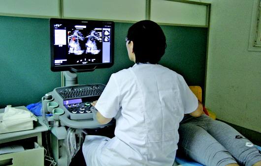 心脏不舒服服用两粒麝香保心丸,心脏老是抽痛一天特别频繁