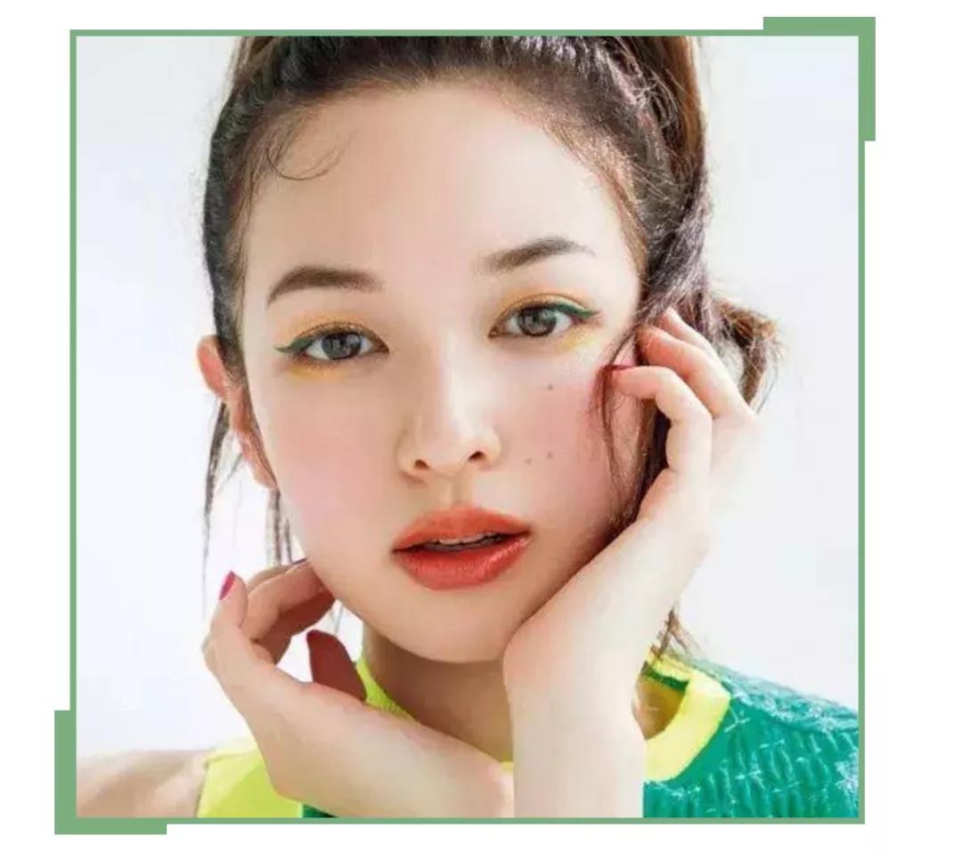 日本森绘梨佳眼影教程,跟着森绘梨佳学春夏薄荷色眼妆