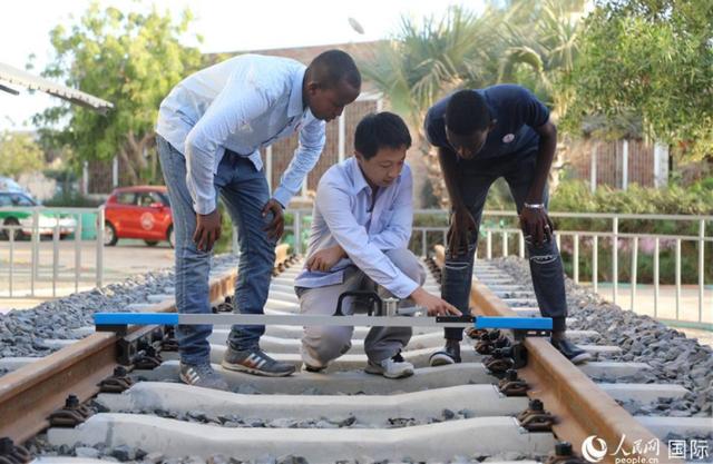 学技术哪家强段子,学鲁班哪个技术好