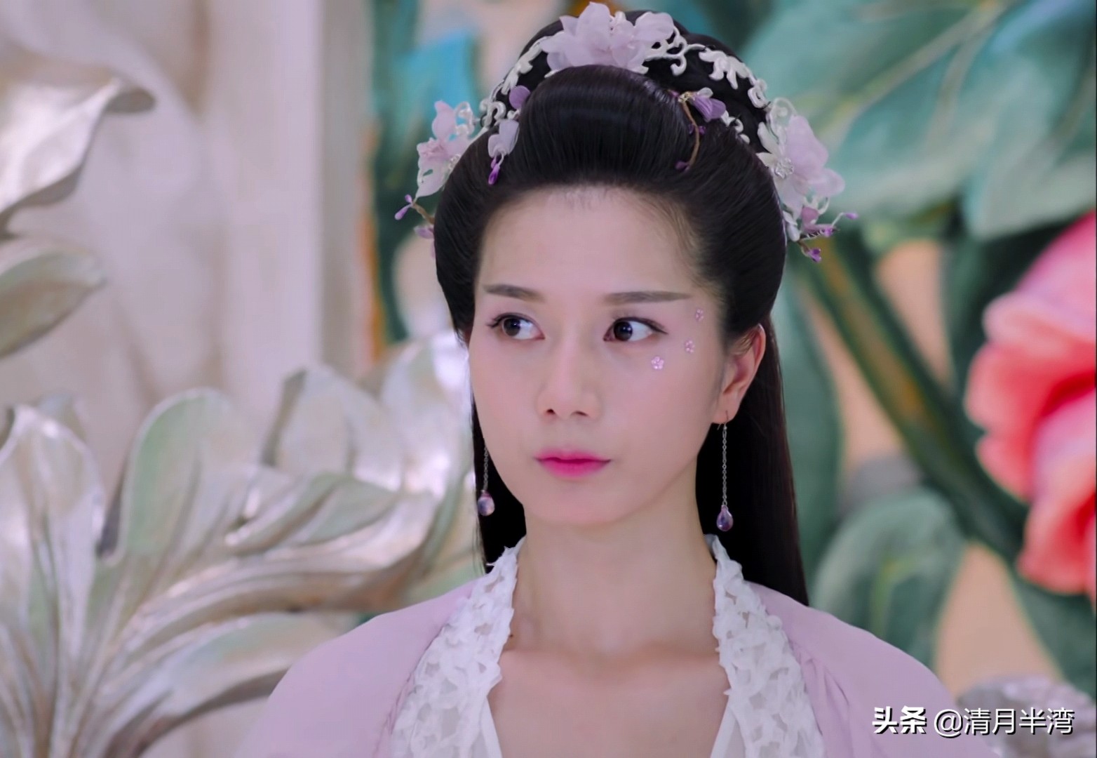 欺负观众没见过神仙？这5位仙界“第一美人”，都是靠尬吹吧