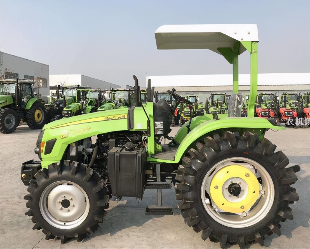 河南拖拉机市场,东方红雷沃迪尔哪个拖拉机最好