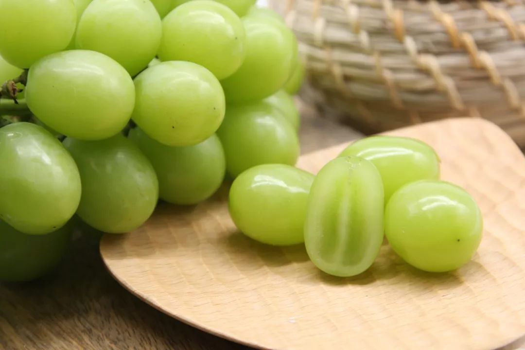 切开菠萝发现不熟怎么办,水果没熟切开了怎么办