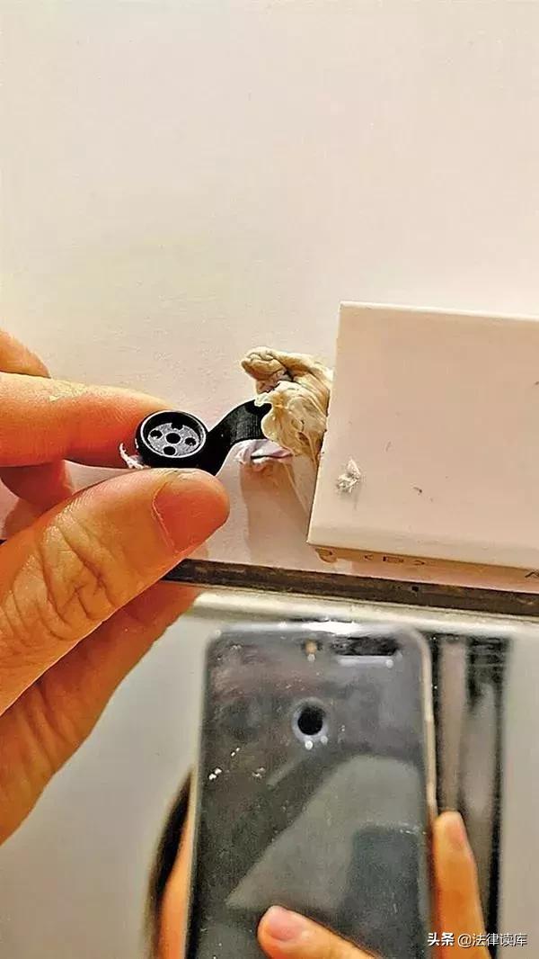 优衣库试衣间针孔对消费者的影响,优衣库试衣间发现针孔摄像头