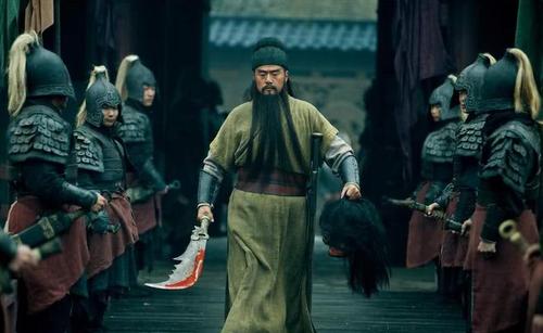 诸葛亮身高八尺等于几米,诸葛亮身长八尺容貌甚伟的由来