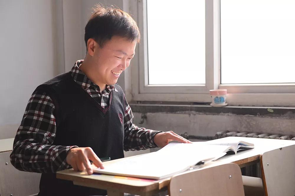 山西小伙演讲,山西男子流利英语