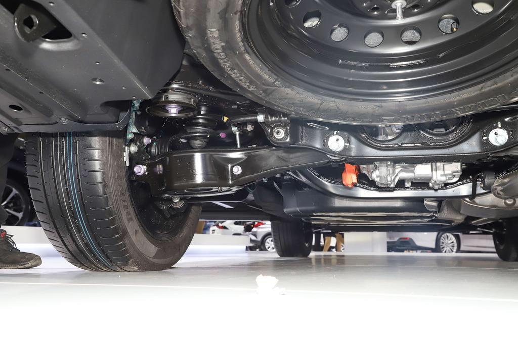 加冕为王戴王冠,加冕为王下一句