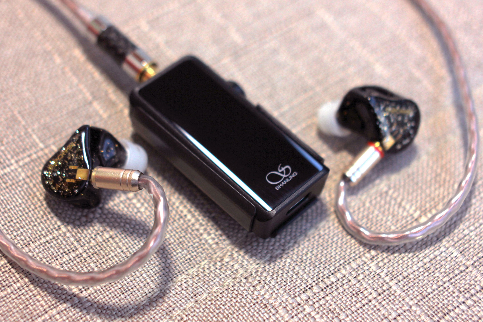 飞傲btr3k对比山灵up2,山灵up2蓝牙耳放