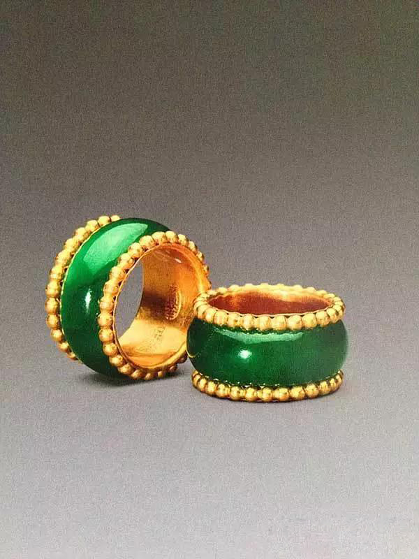 清宫后妃首饰玉手镯,清宫后妃手串首饰