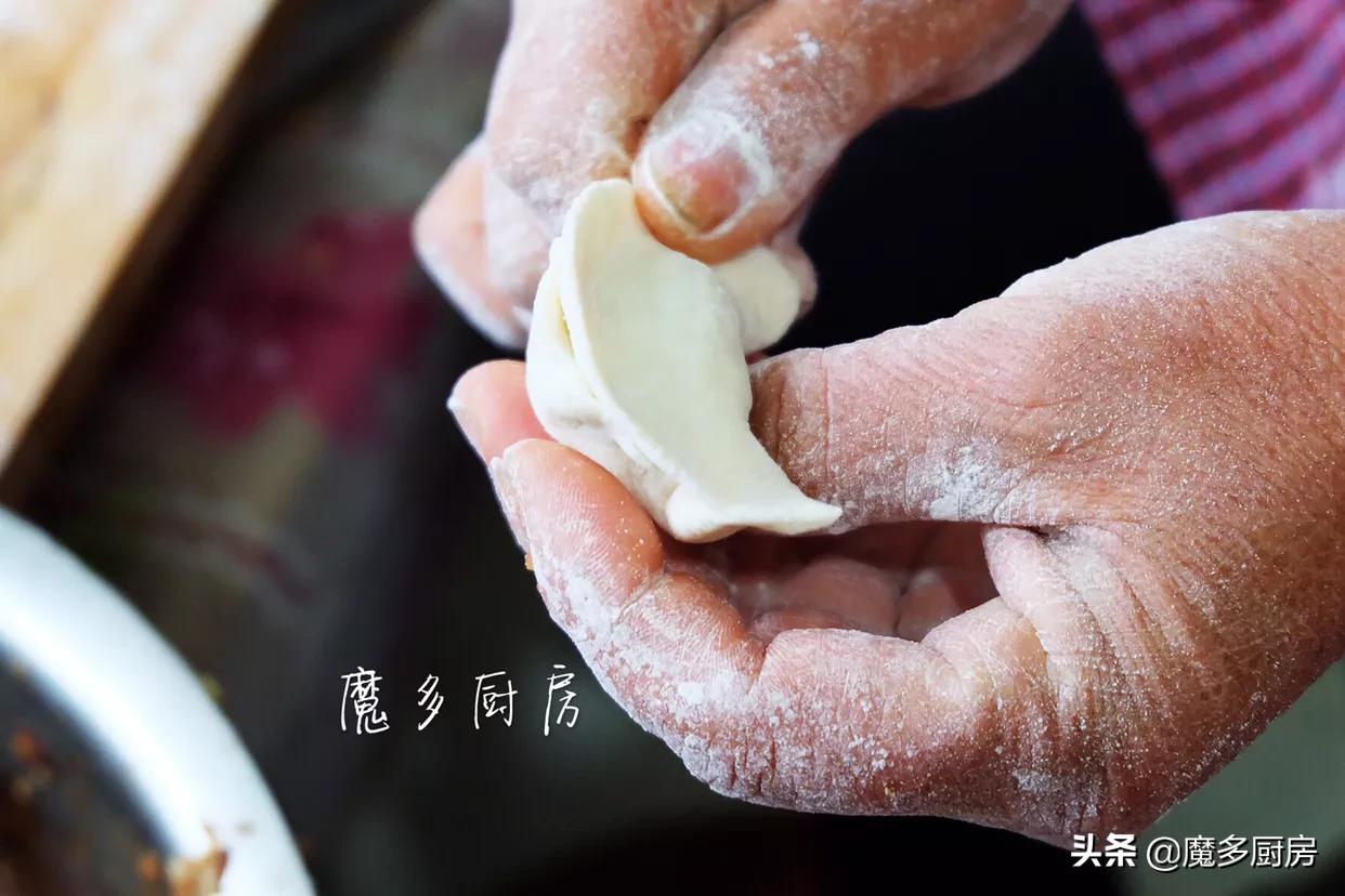 游子最想念的是回家的路,在外的游子想念家乡的美食