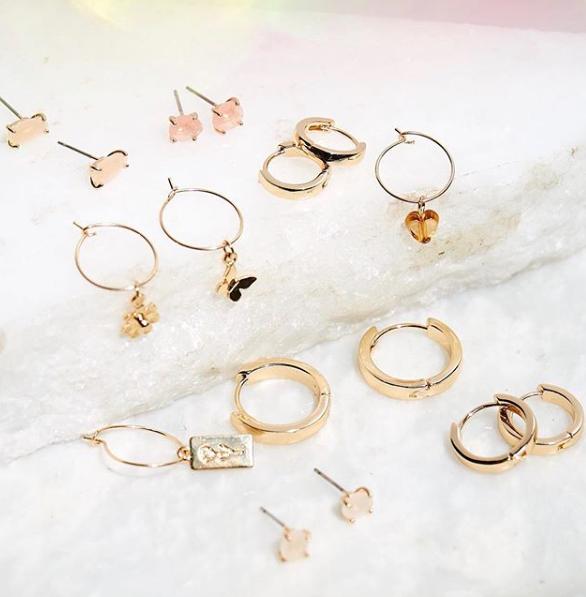 好看有气质的服装,好看还不贵服饰