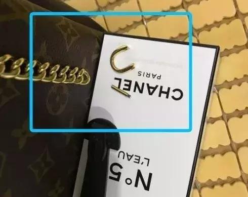 花了2万多买的包包,花两万多买的lv去当铺说是假的