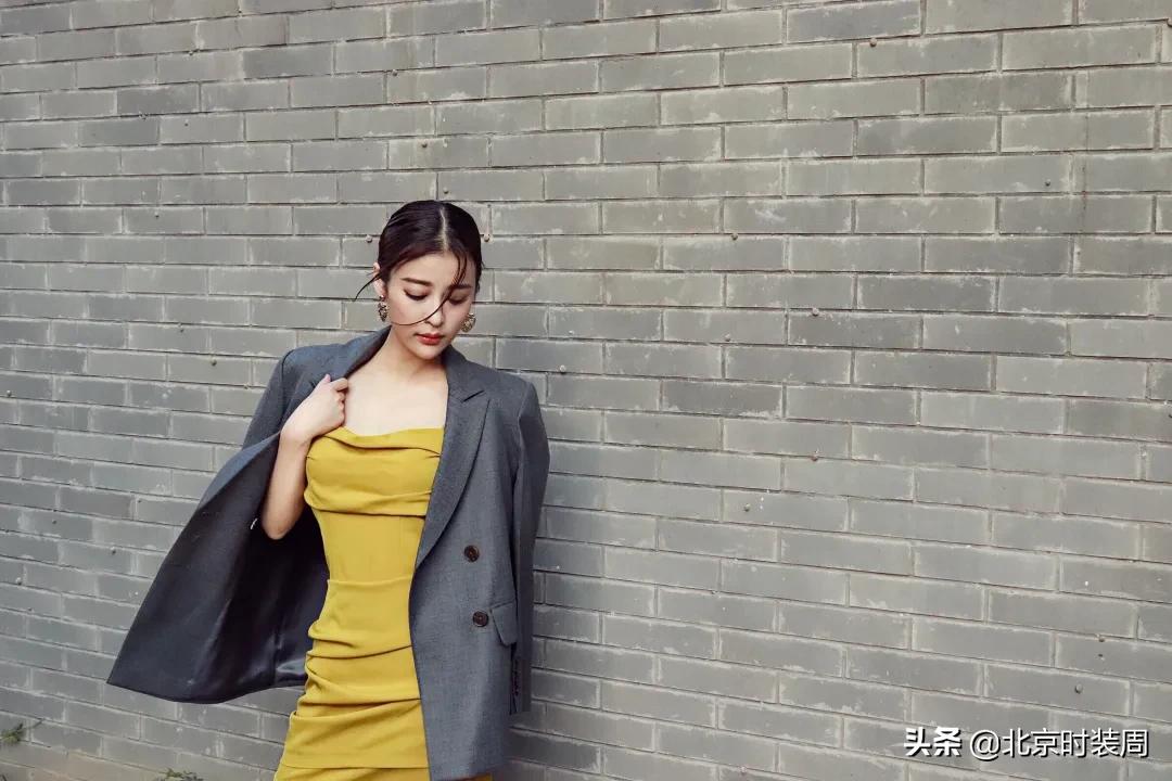 pantone公布的2020流行色,pantone发布2016流行色