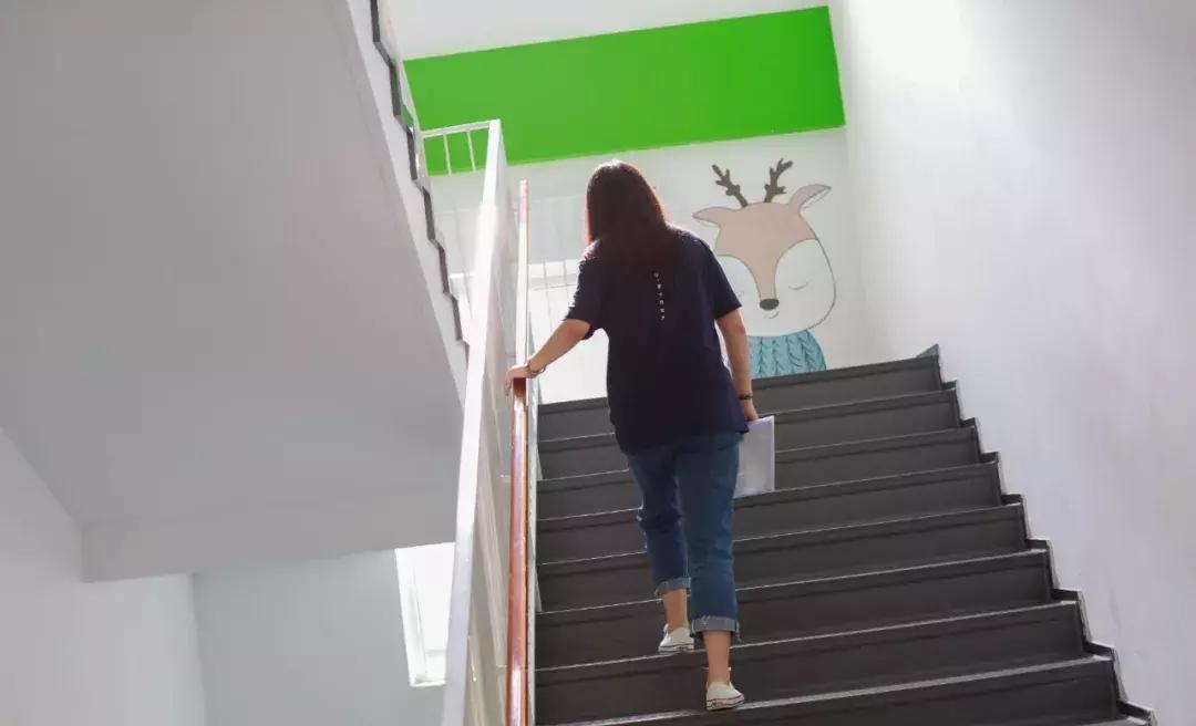 新东方暑假班被疯狂吐槽原因是,武汉新东方暑假班