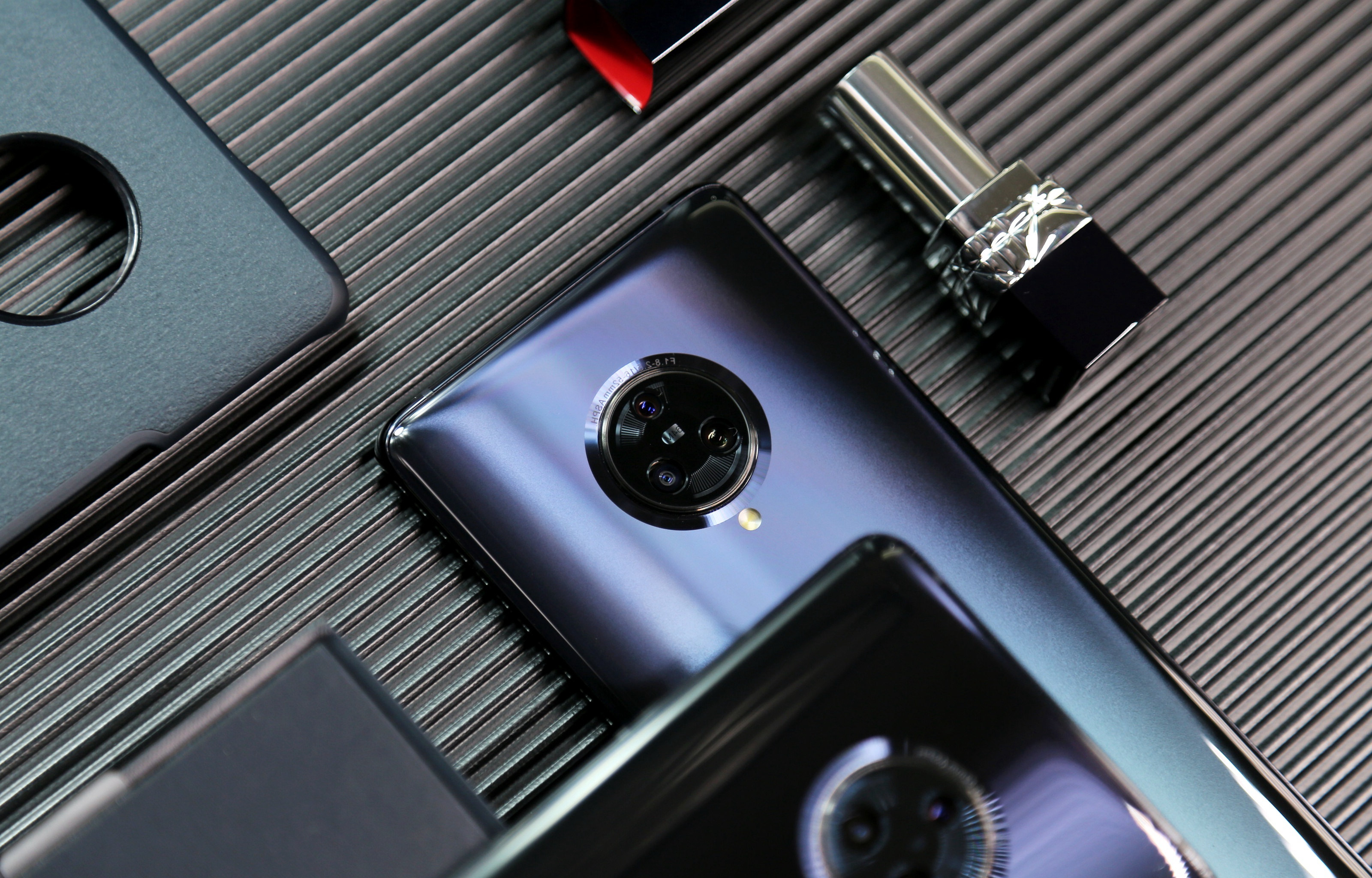 nex3和nex3s外观有什么区别,vivonex3对比华为mate30pro