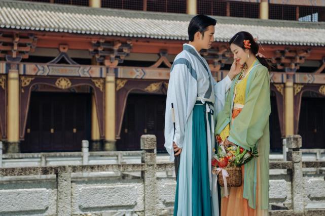 当国风、摄影、科技遇到爱，唯一旅拍让这个520“不一young”