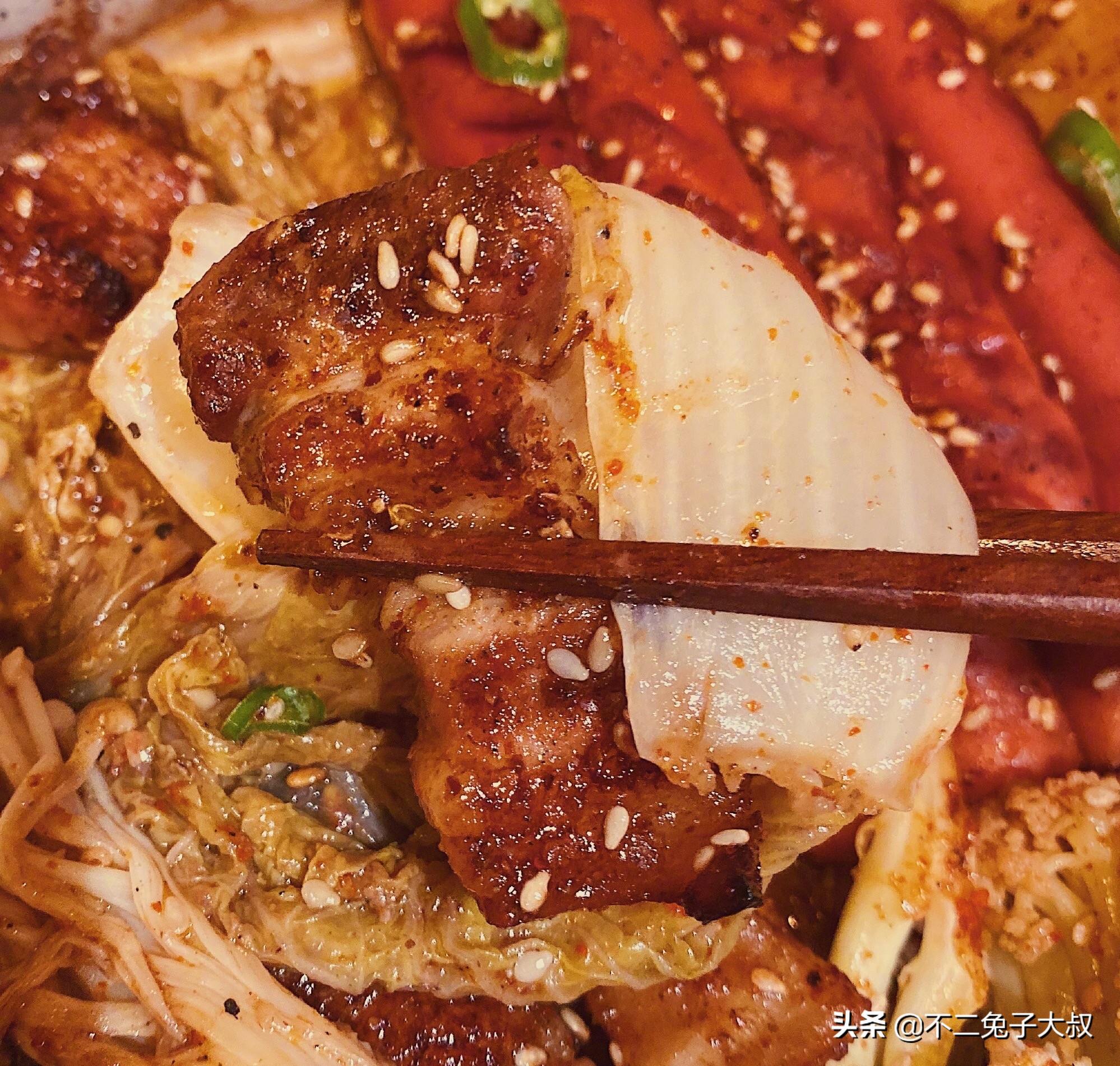 平底锅版的烧烤真的有灵魂真的香，连做几次发现了烧烤新技能