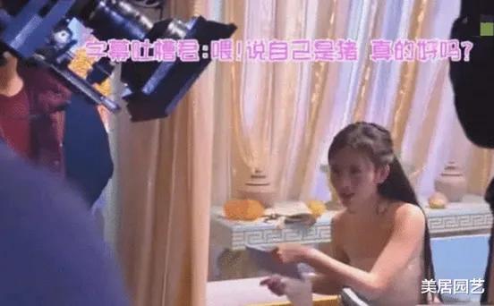 鞠婧祎被抓拍后露出真实颜值,鞠婧祎拍摄沐浴露广告