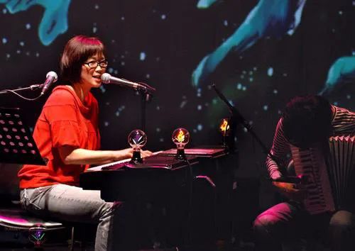 以后还会有演唱会吗,我们还能不能再见面现场