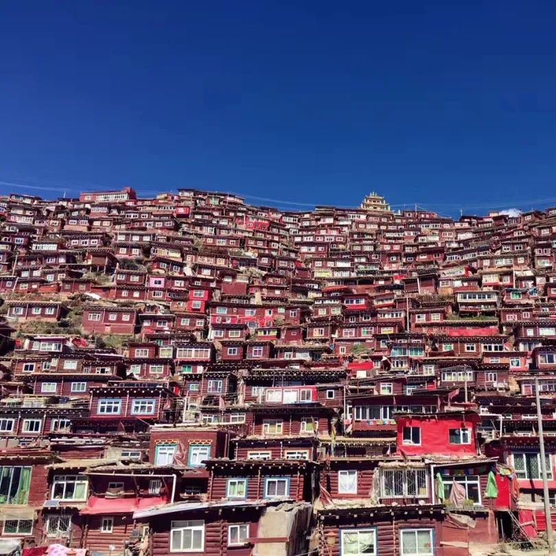 抖音做完酒店，又开始做旅行社“*梦春**”