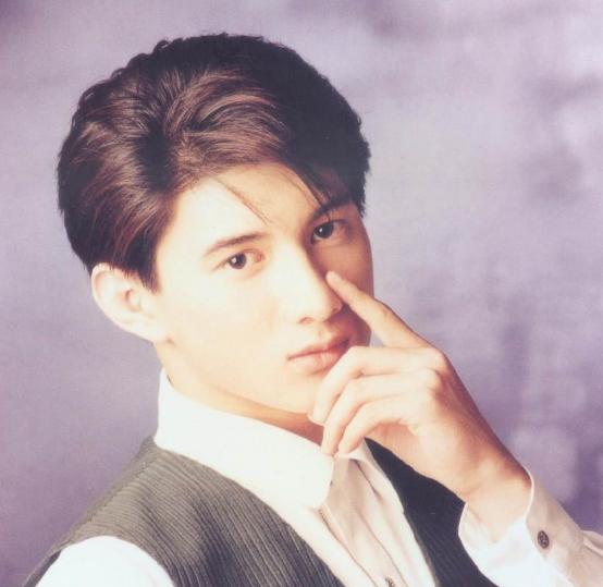 蔡少芬的艰辛往事,蔡少芬人生几经波折大起大落