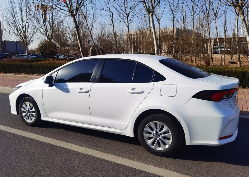 卡罗拉1.5l手动版,23款卡罗拉1.5l最值得购买的版本