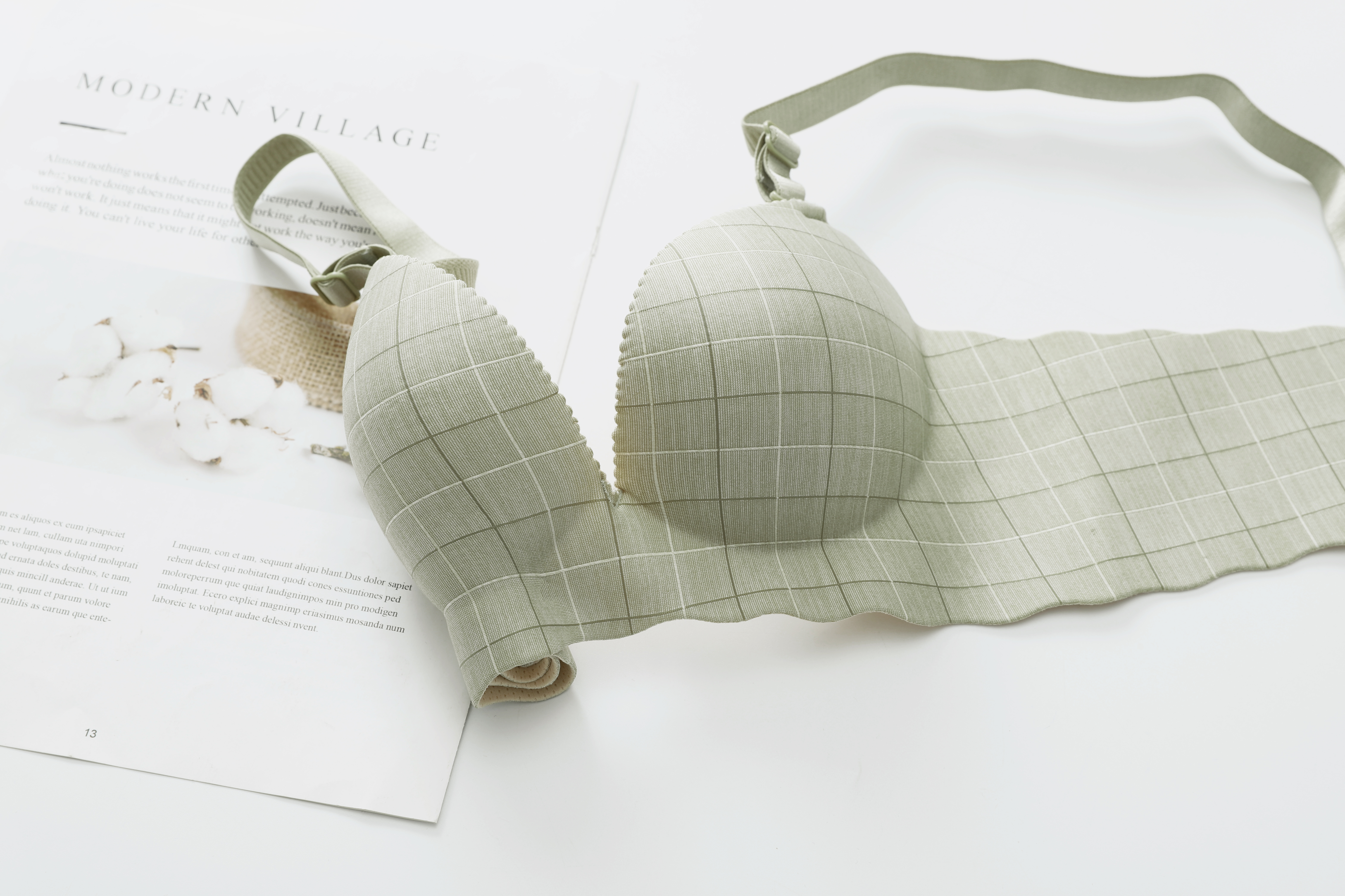 这条618的消息说起来有点脸红红联手歌瑞尔定制“爆款”内衣,天猫618七成购买者都是新客