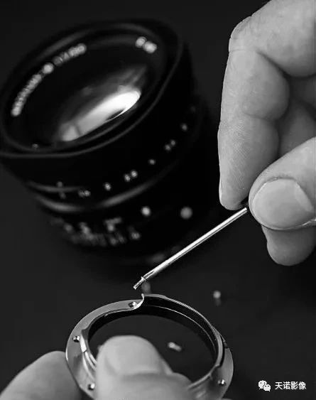 徕卡m50mm镜头哪个值得购买,徕卡m135mm定焦镜头怎样