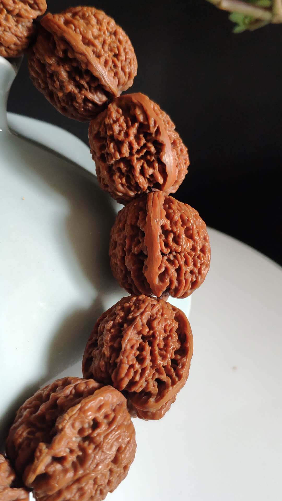 核桃之王,麻核桃手串多大合适