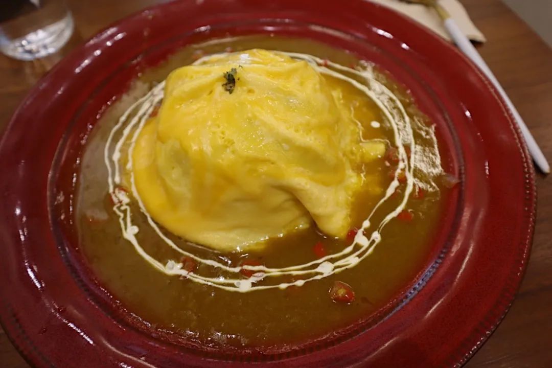 成都街道门面推荐,成都一街道商铺招牌