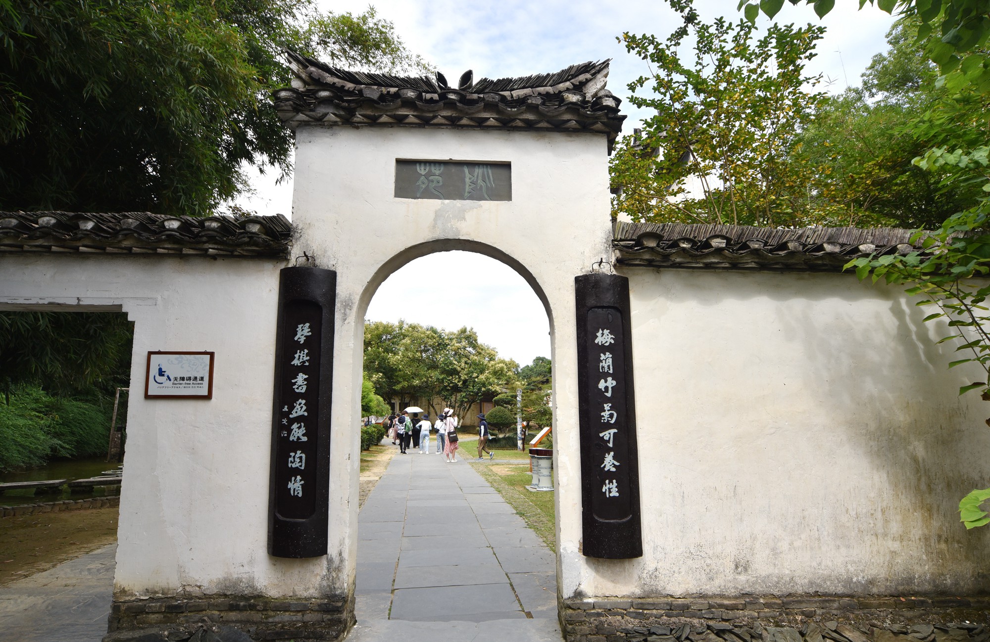 景德镇近代瓷器发展,千年瓷都景德镇有哪些瓷器